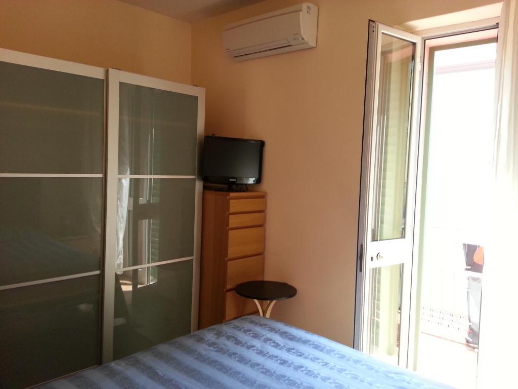 Double Room Private External Bathroom Balcony,38383192:JPEG